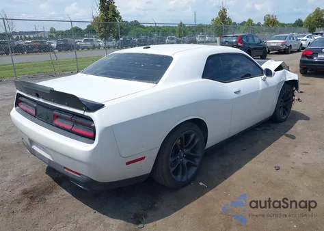 2015 Dodge Challenger R/T z USA, uszkodzony, nr VIN 2C3CDZAT2FH895112